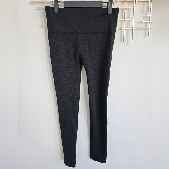French Laundry Pants - French Laundry Black Detailed Fleece-Lined Leggings